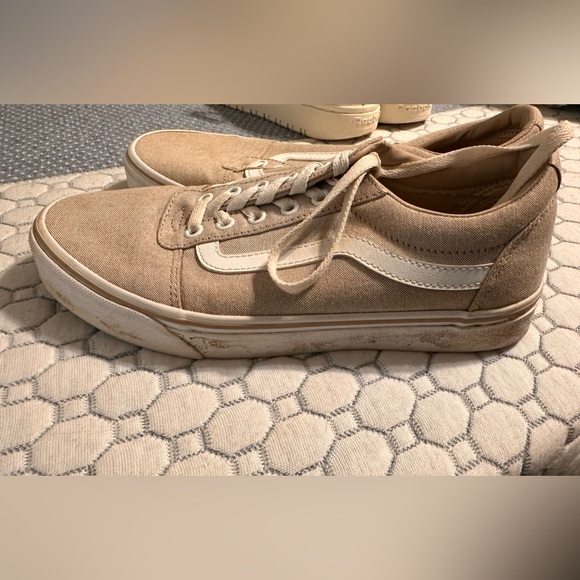 Women’s Ward Sneaker - Picture 1 of 6